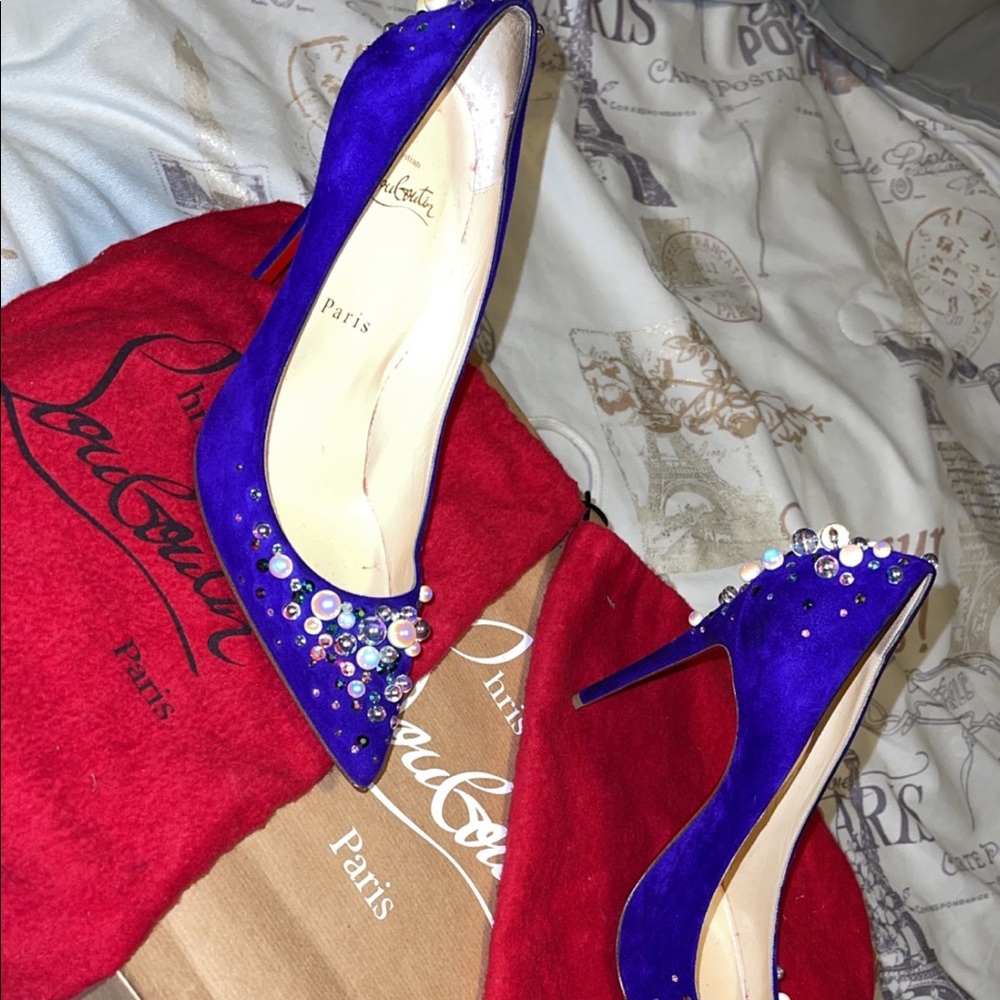 AUTHENTIC CHRISTIAN LOUBOUTIN !! Shoes has been worn 3 x